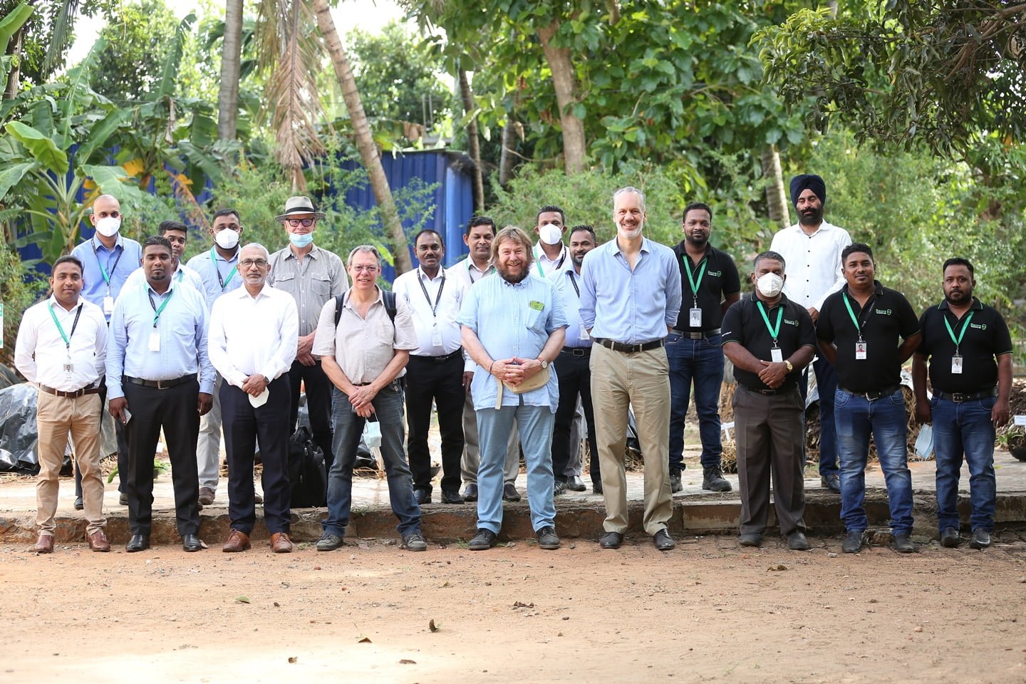 Organic agriculture experts visit leading research institutes and academics