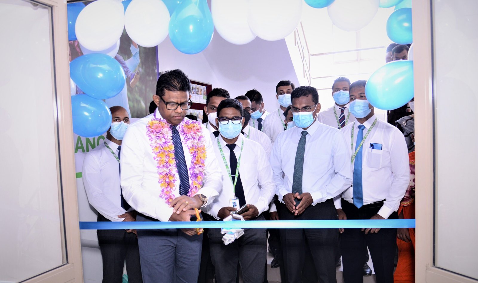 HNB FINANCE Ambalangoda branch relocates to new premises