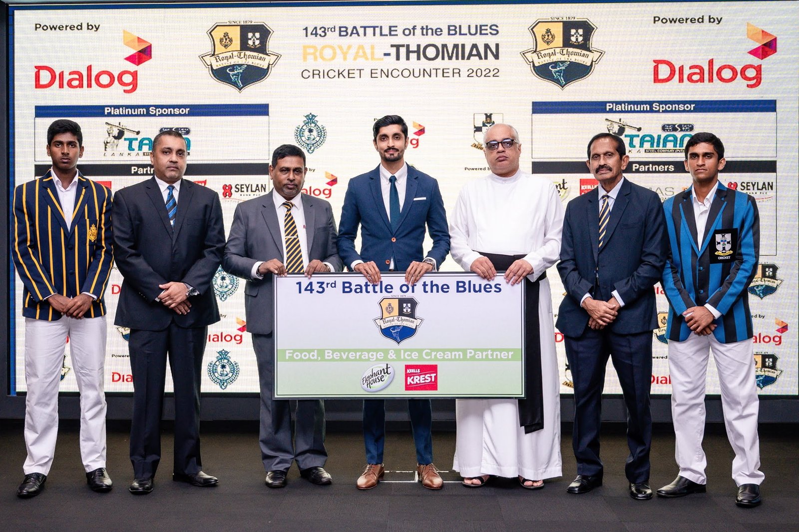 Elephant House delightfully sponsors the 143rd “Battle of the Blues” encounter