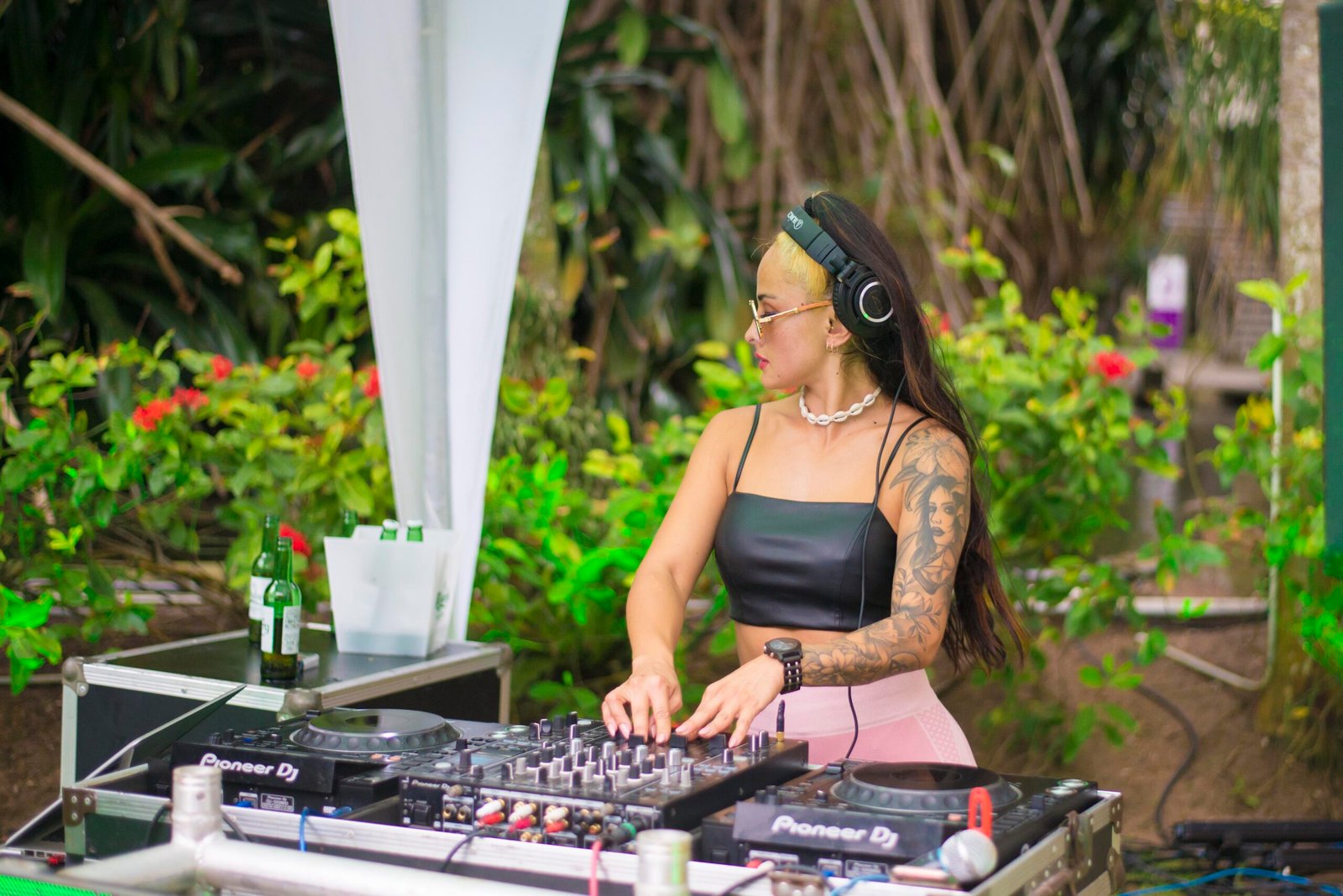 Mexico’s leading DJs Marisol and Ivonne Grajales make waves in Colombo