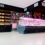 நியு அந்தனீஸ் பாம்ஸ் நவீன வசதிகள் படைத்த Anthoney’s Meatlery விற்பனைத் தொடரை அறிமுகம் செய்துள்ளது