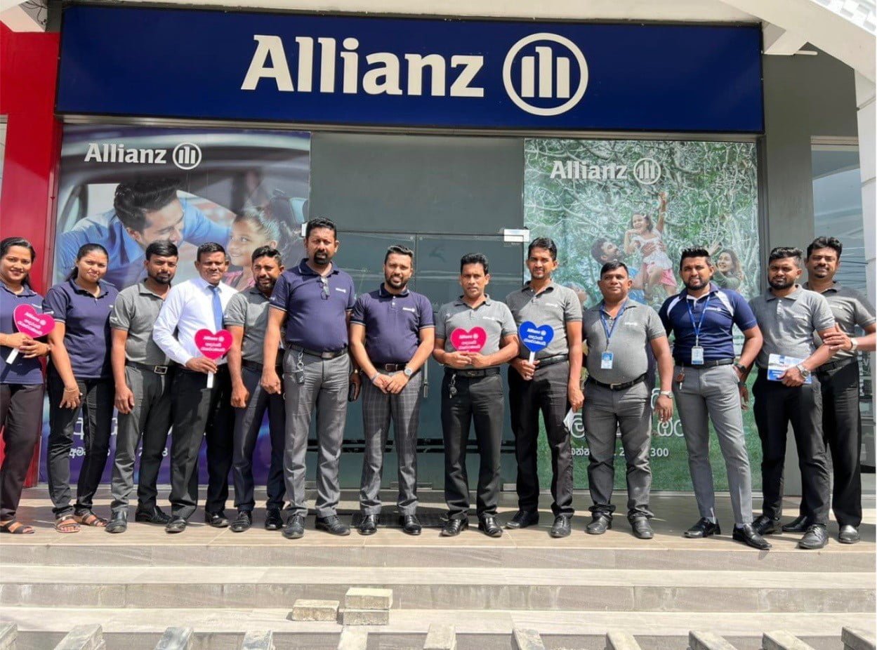 Allianz Spreads Love and Protection for Valentine’s Day with “Adarayai, Rekawarnayai”
