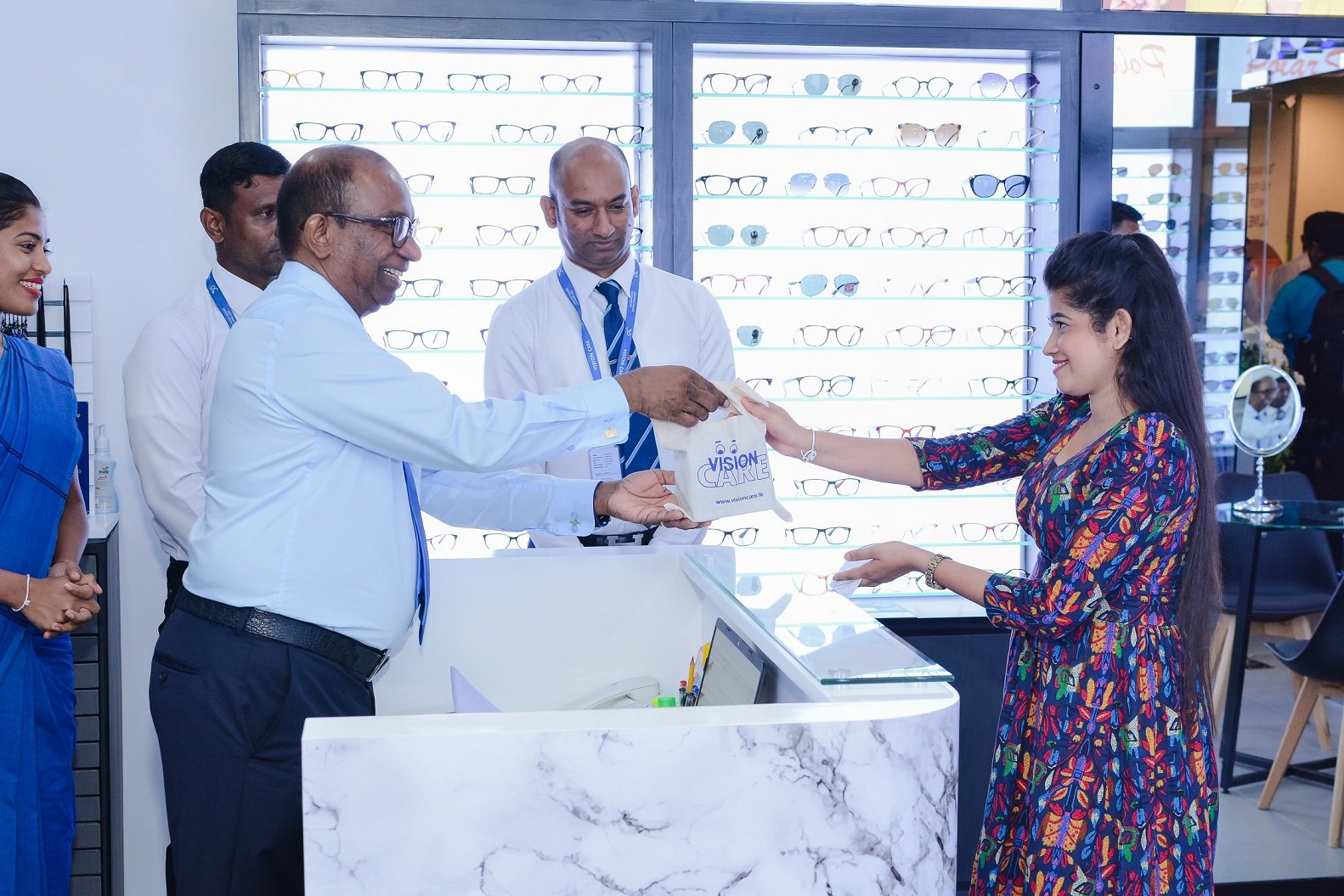 Vision Care widens network with new branch in Nawaloka Medicare Negombo