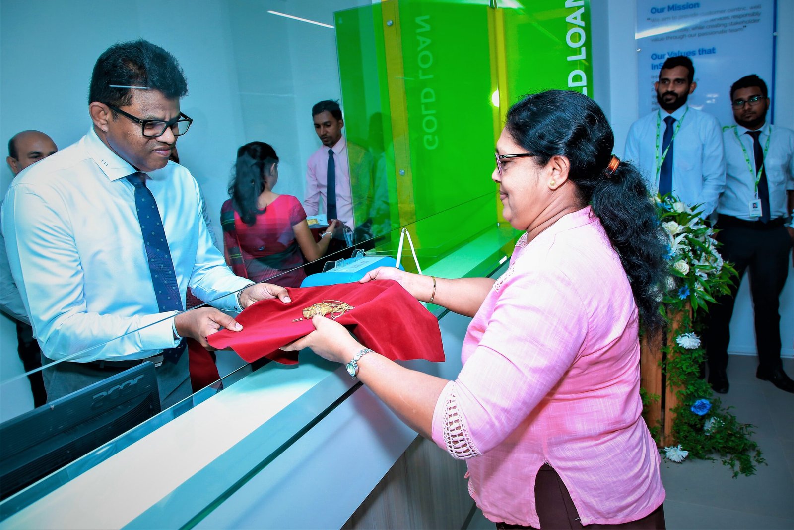 HNB FINANCE launches new Gold Loan Unit at Homagama branch