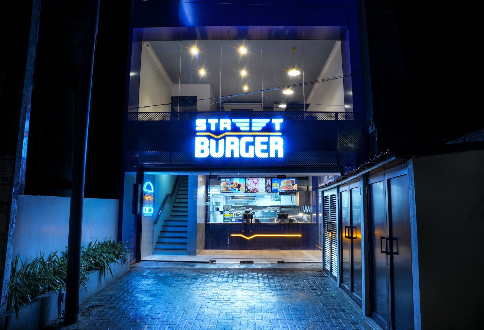 Street Burger opens sizzling new branch in Nawala