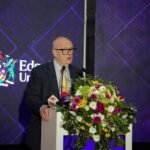 ජාත්යන්තර වශයෙන් පිළිගත් අධ්යාපනයක් ලබාදීමට  එක්සත් රජධානියේ එජ් හිල් විශ්වවිද්යාලය සමඟ ගිවිසුම් ගතවෙයි