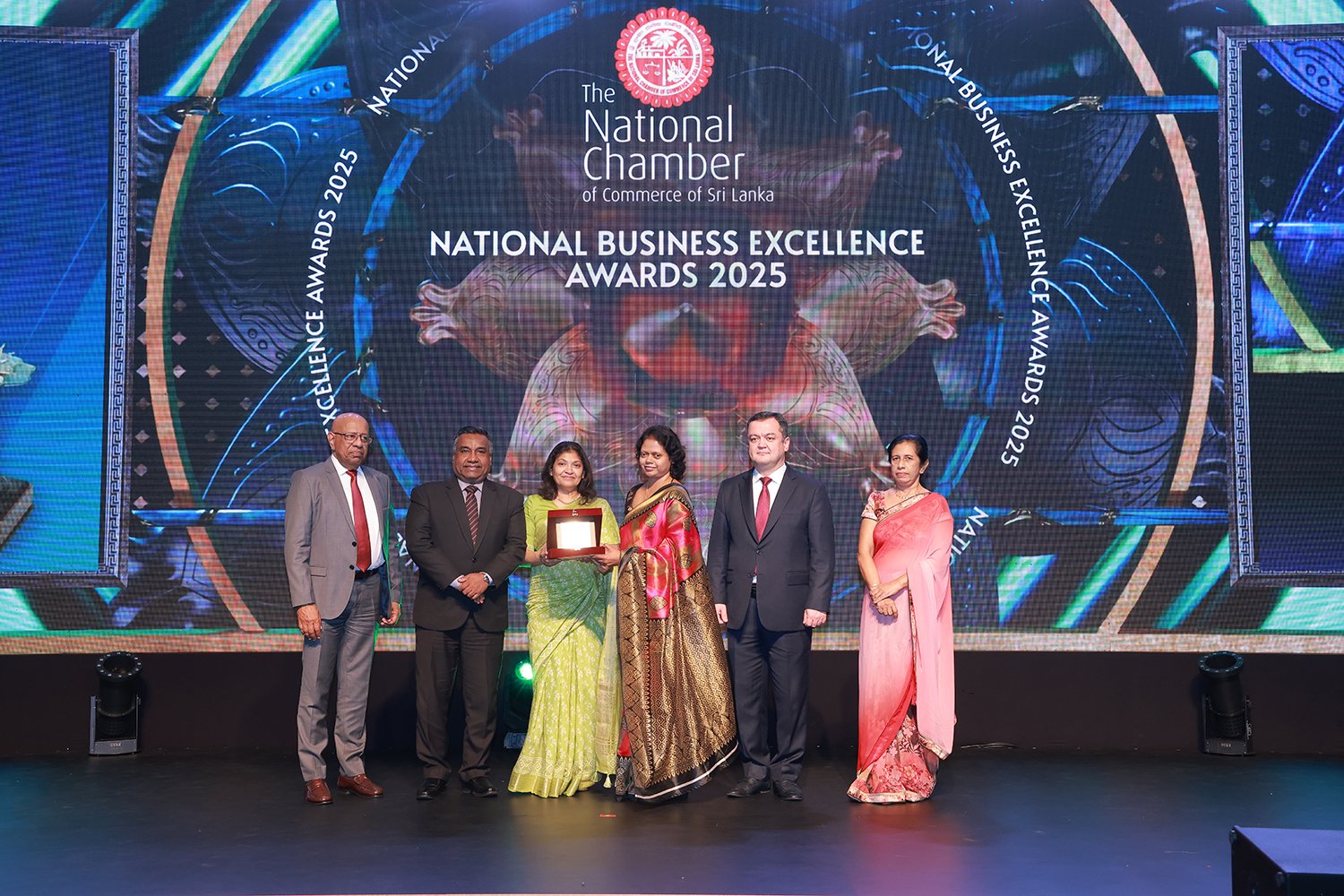 SDB බැංකුව 2025 ජාතික ව්යාපාර විශිෂ්ටතා සම්මානයෙන් පිදුම් ලබයි.