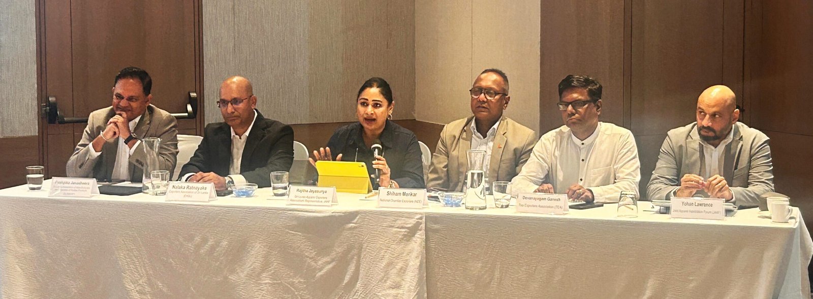 SVAT අහෝසි කිරීමත් සමගම වැට් ප්රතිපූර්ණ ක්රියාවලිය විධිමත් කරමින් අපනයන සුරක්ෂිත කිරීමේ අවශ්යතාව ඒකාබද්ධ ඇඟලුම් සංගම් සංසදයේ අවධානයට