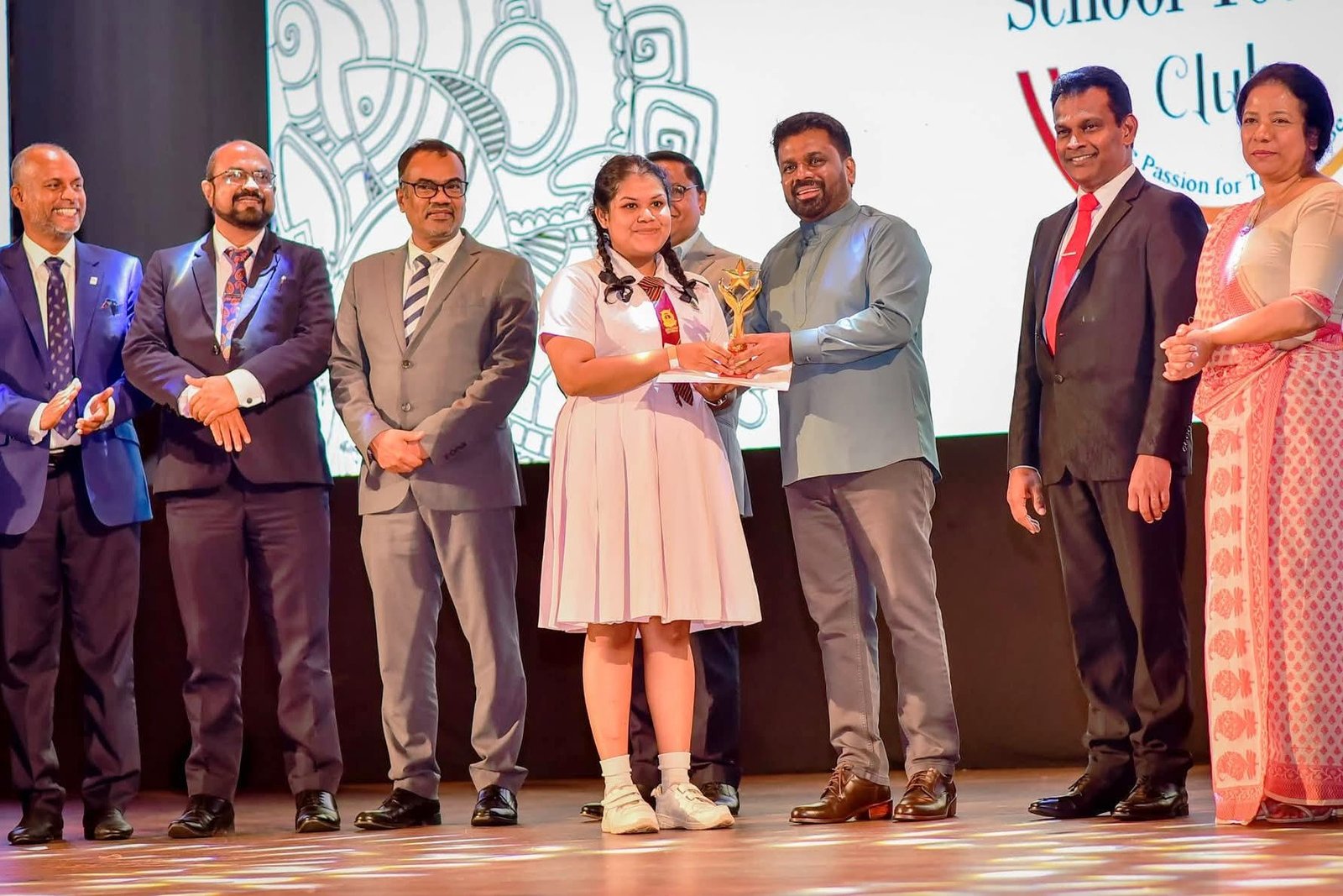 ජාත්‍යන්තර සංචාරක නායකයන්ගේ සමුළුව ජනපතිගේ ප්‍රධානත්වයෙන් සාර්ථකව පැවැත්වේ