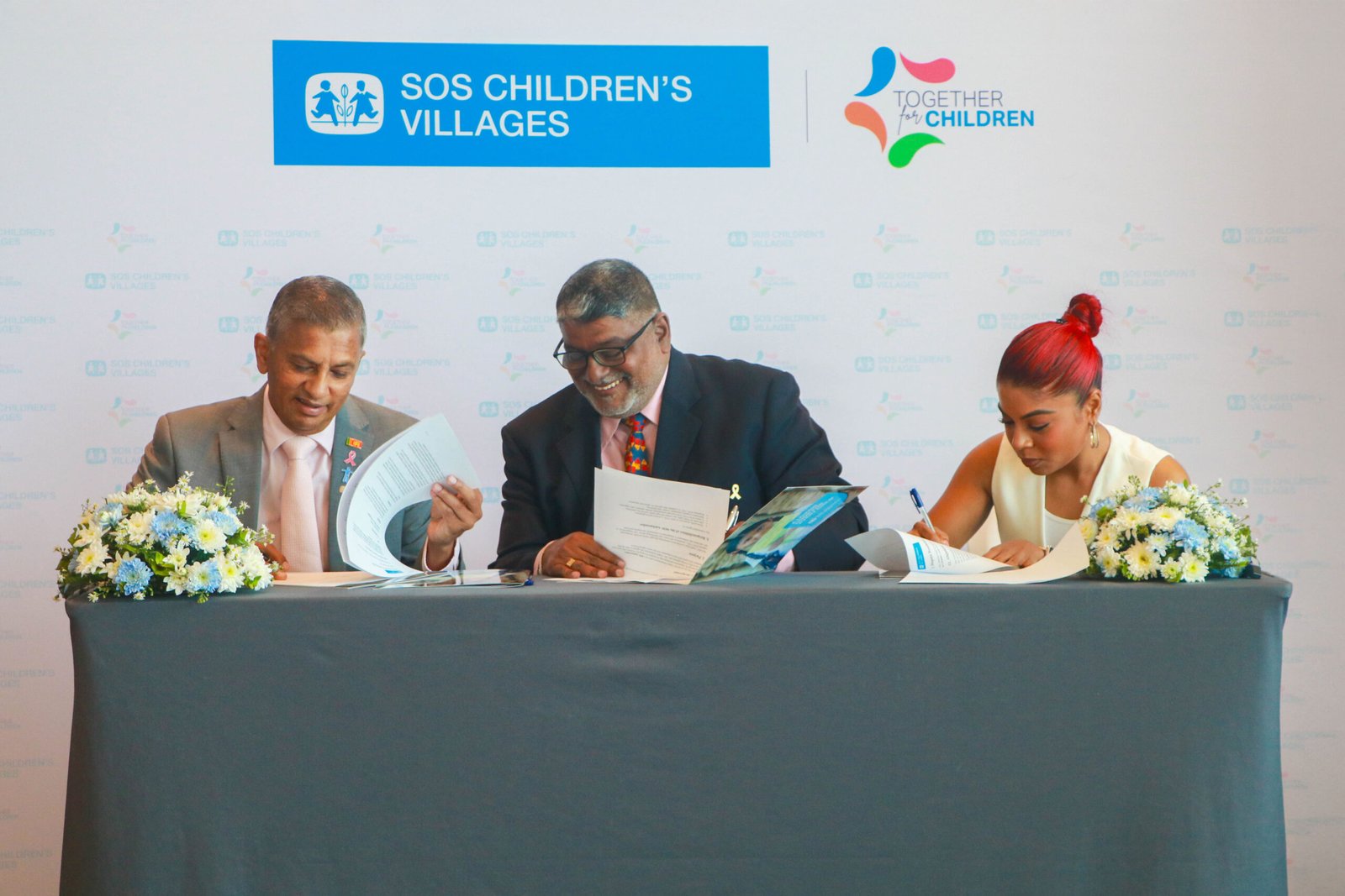 Standing Together for Children: National Icons Roshan Mahanama Extends Partnership and Umaria Sinhawansa Joins SOS Children’s Villages Sri Lanka as Ambassadors on World Children’s Day